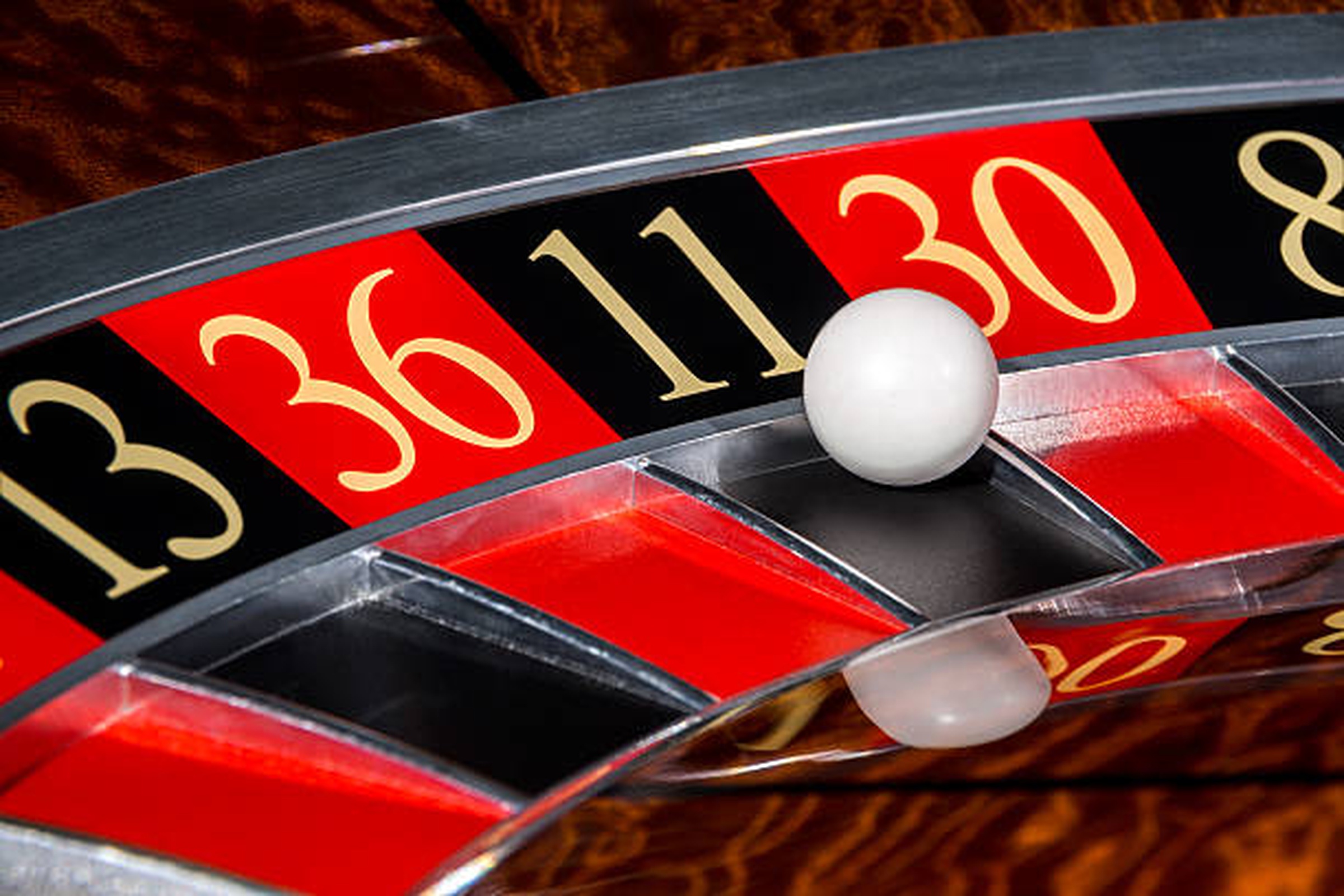 ver casino royale latino hd